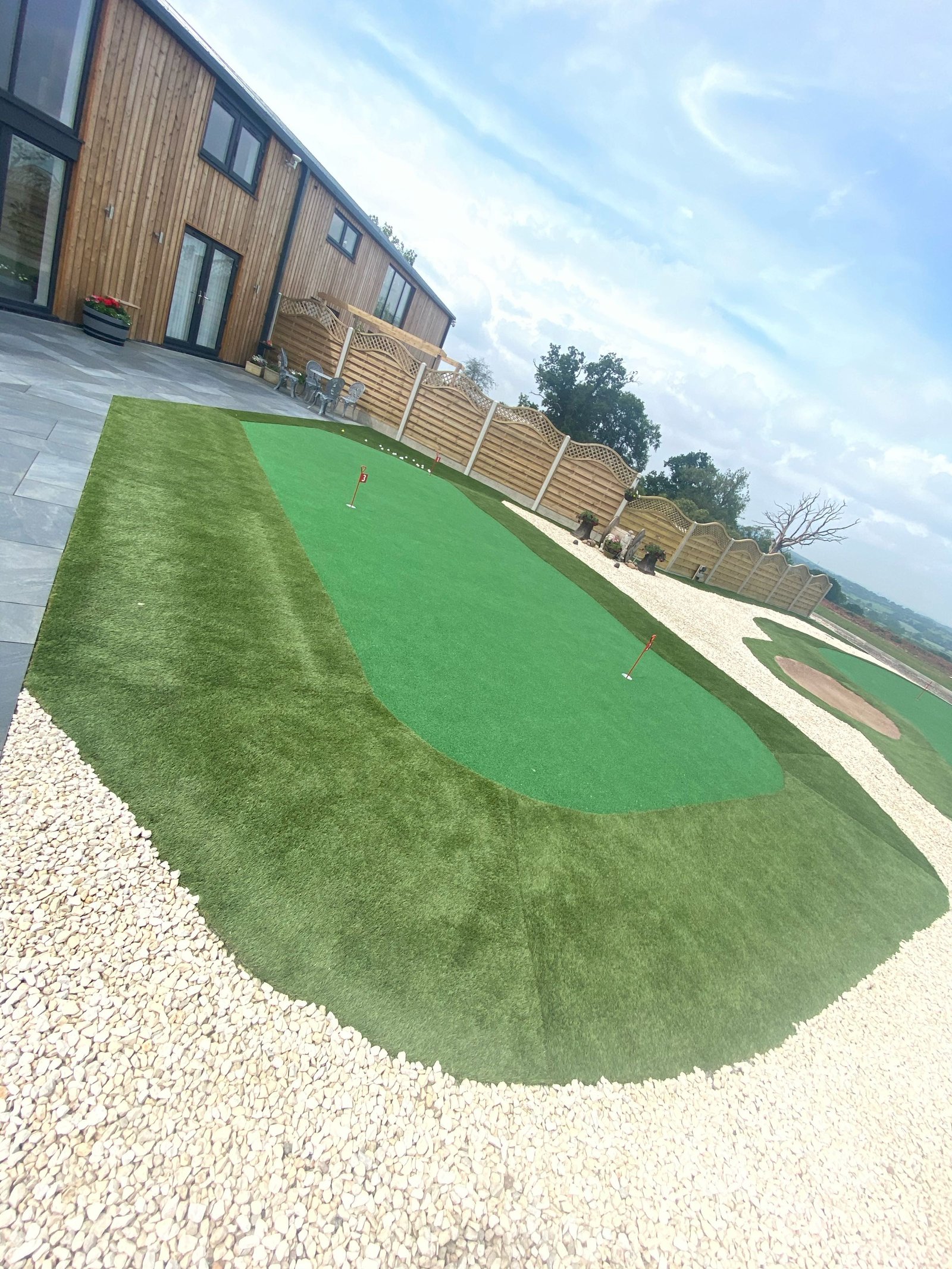 Mini Golf Putting Green image 9