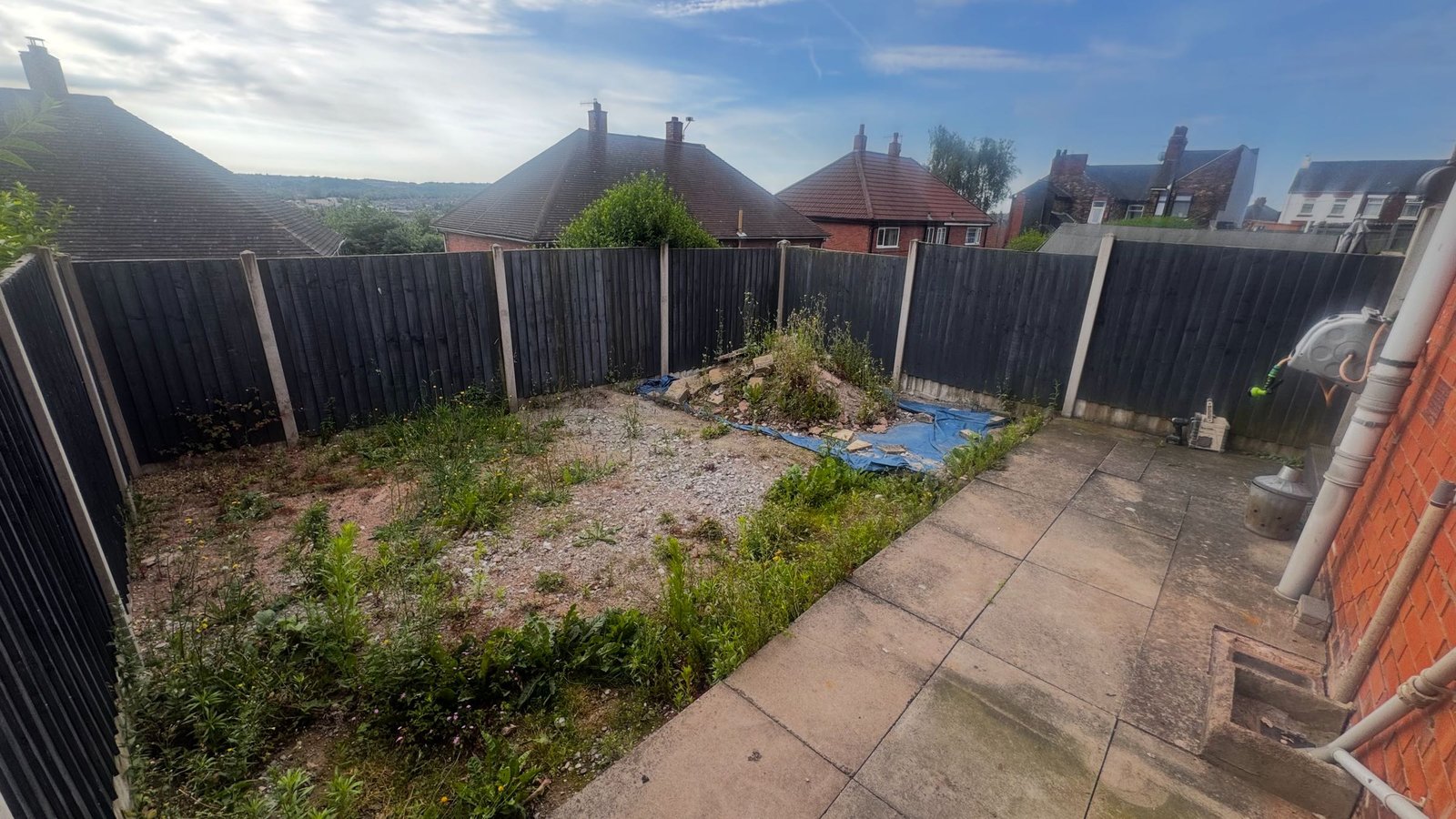Transforming an Overgrown Garden into a Modern Porcelain Patio & Walkway image 3